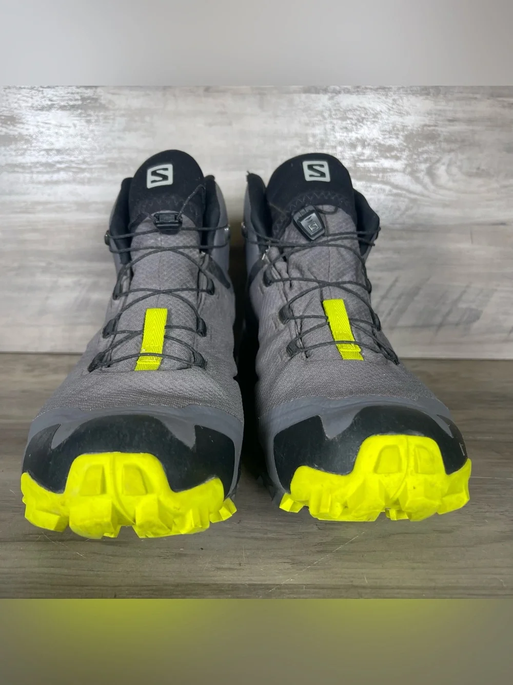 Salomon Cross Hike Tracker Mens 10 Goretex Boots Mid GTX2 Lime Gray Gorpcore